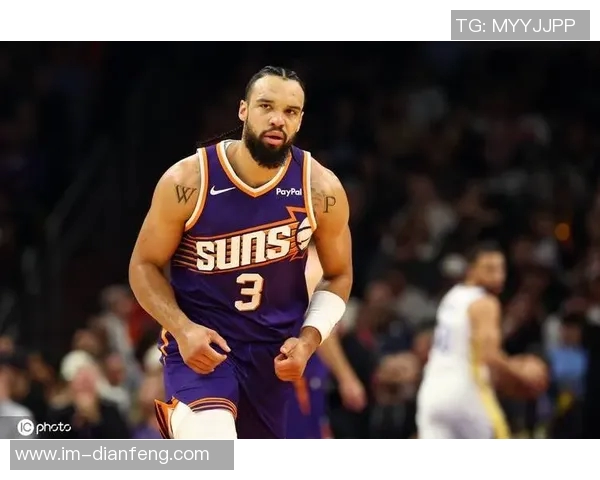 狄龙半场表现平平三分球未中罚球稳健贡献2分3板1助1断